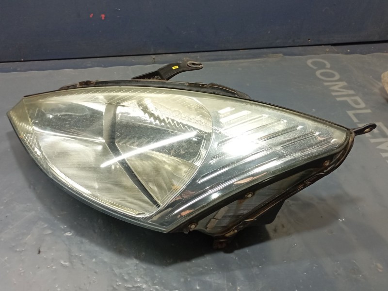 Recambio de faro izquierdo para ford focus i (daw, dbw) 1.6 16v referencia OEM IAM   
