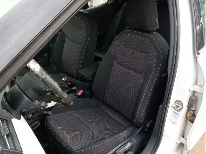 seat arona (kj7, kjp) del año 2019