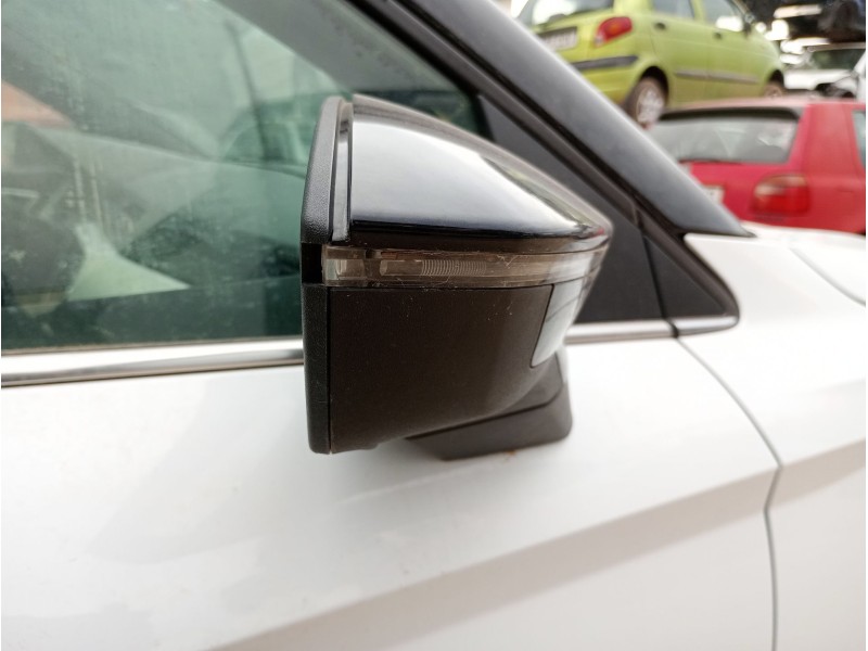Recambio de retrovisor derecho para seat arona (kj7, kjp) 1.0 tsi referencia OEM IAM   