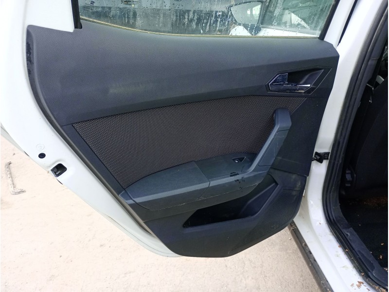 Recambio de guarnecido puerta trasera izquierda para seat arona (kj7, kjp) 1.0 tsi referencia OEM IAM   