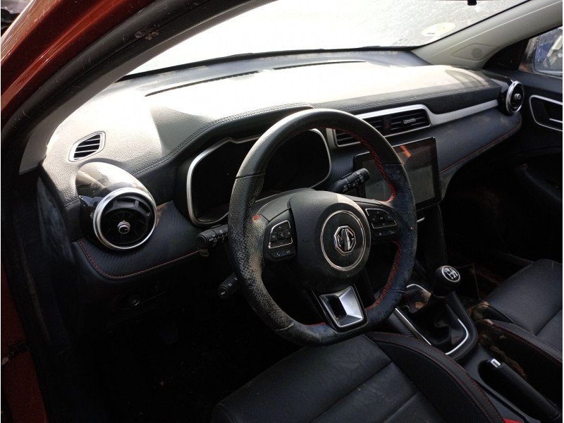 mg mg zs suv del año 2023