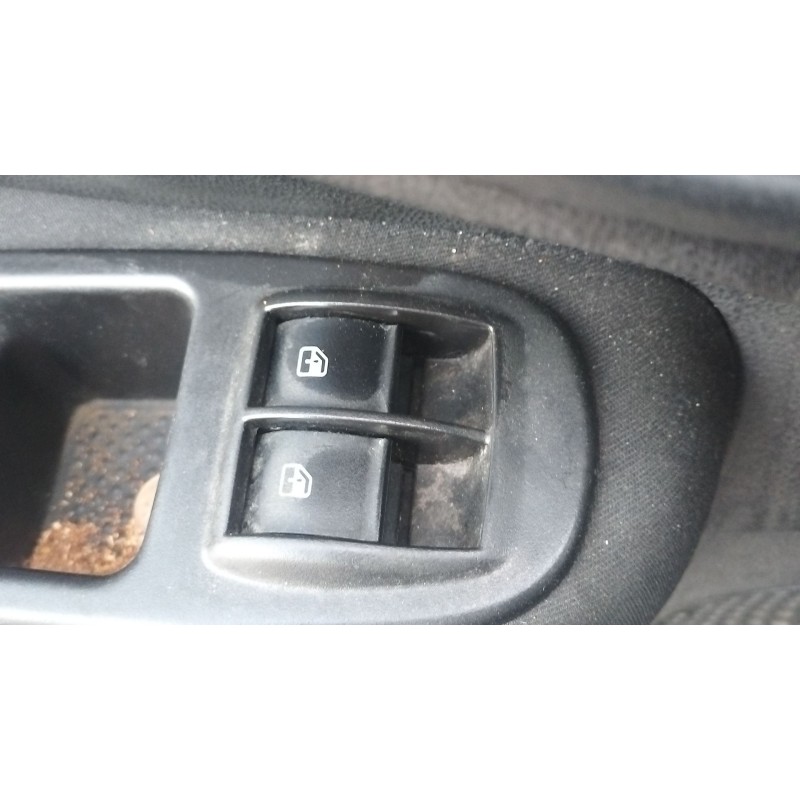 Recambio de mando elevalunas delantero izquierdo para fiat 500l (351_, 352_) 1.4 (199lyb1b) referencia OEM IAM 0000735632385  