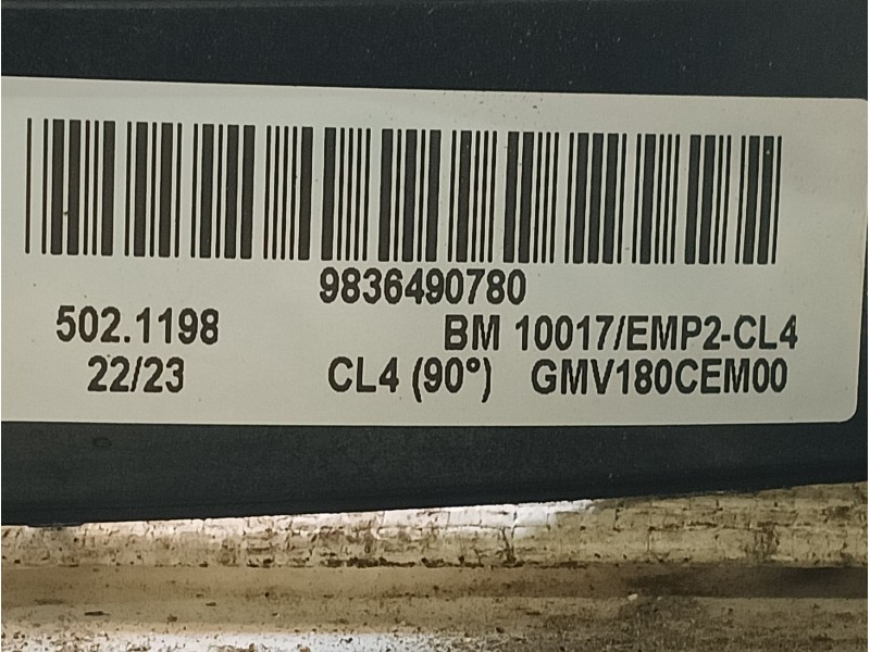 Recambio de electroventilador para peugeot 3008 ii suv (mc_, mr_, mj_, m4_) hybrid referencia OEM IAM 1674058480 9836490780 