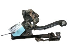 Recambio de soporte / guia puerta corredera para peugeot partner monospace (5_, g_) 2.0 hdi referencia OEM IAM 903429 903431 