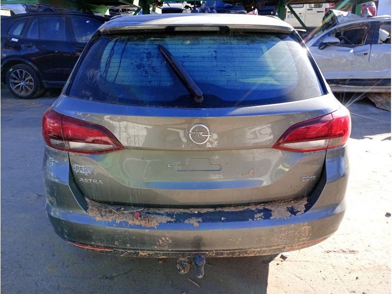 opel astra k sports tourer (b16) del año 2016