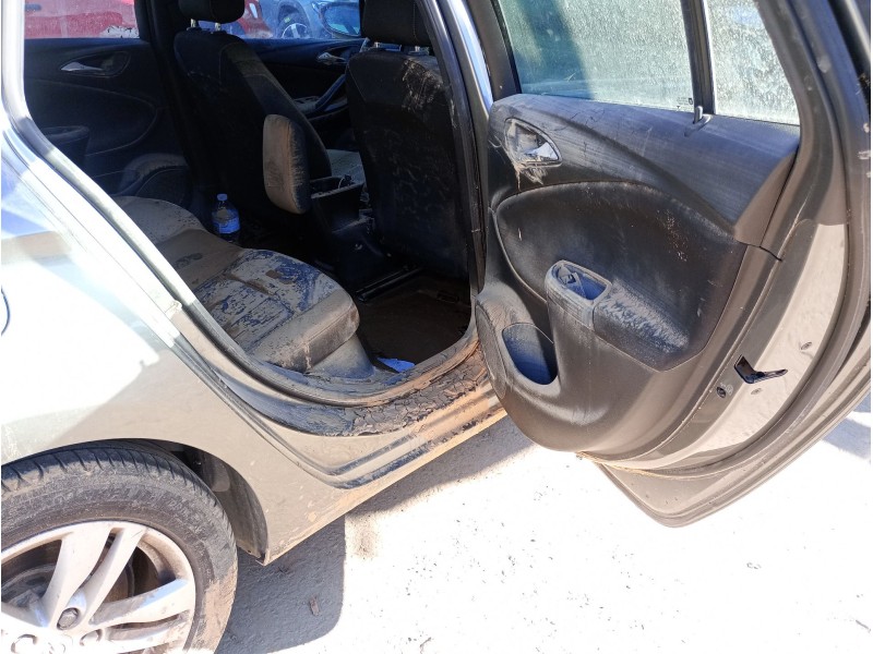 opel astra k sports tourer (b16) del año 2016