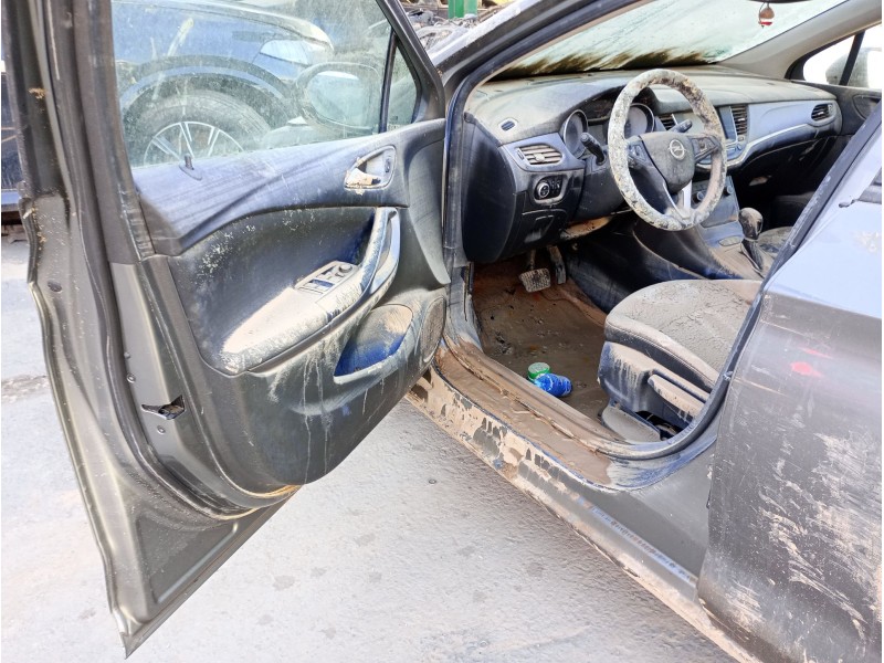 opel astra k sports tourer (b16) del año 2016