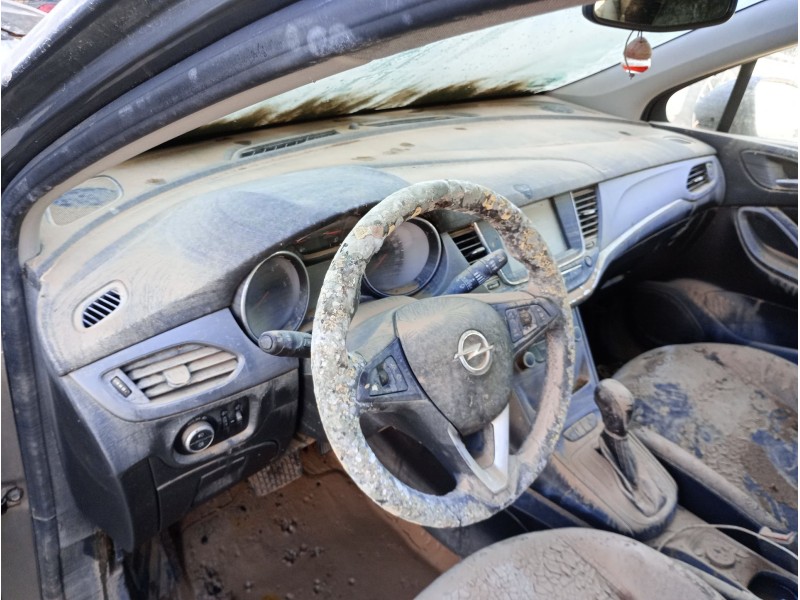 opel astra k sports tourer (b16) del año 2016