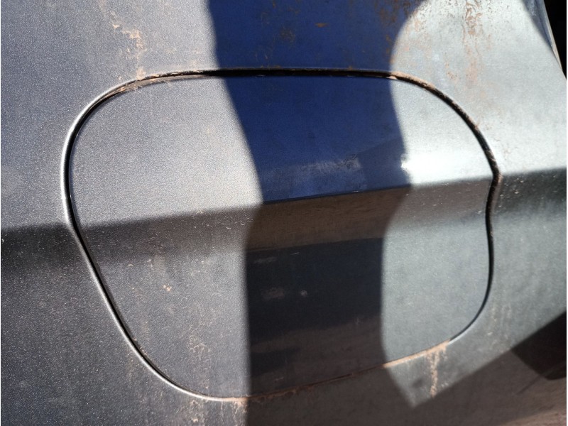 Recambio de tapa exterior combustible para opel astra k sports tourer (b16) 1.6 cdti (35) referencia OEM IAM   