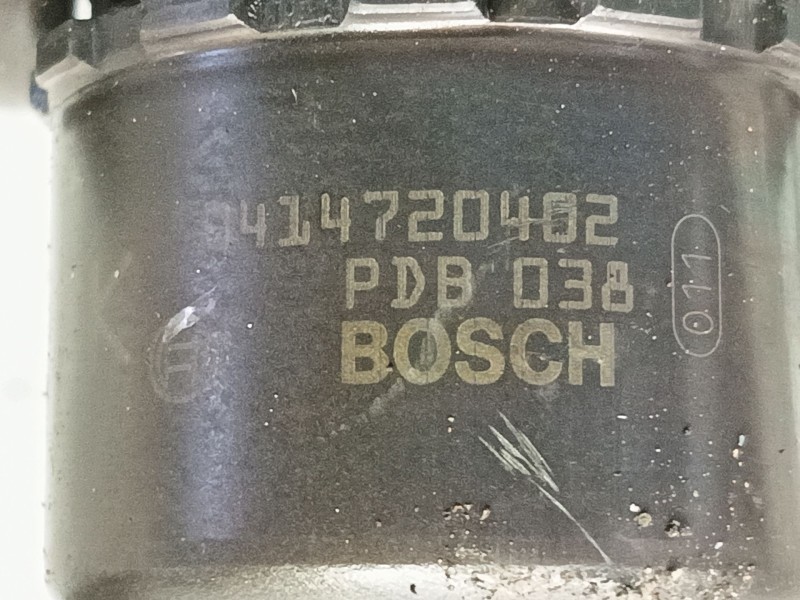 Recambio de inyector para audi a3 (8p1) 2.0 tdi 16v referencia OEM IAM   