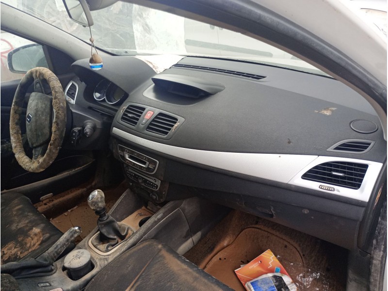 renault megane iii hatchback (bz0/1_, b3_) del año 2010