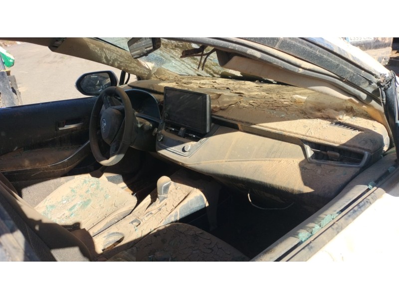 toyota corolla sedán (_e21_) del año 2023