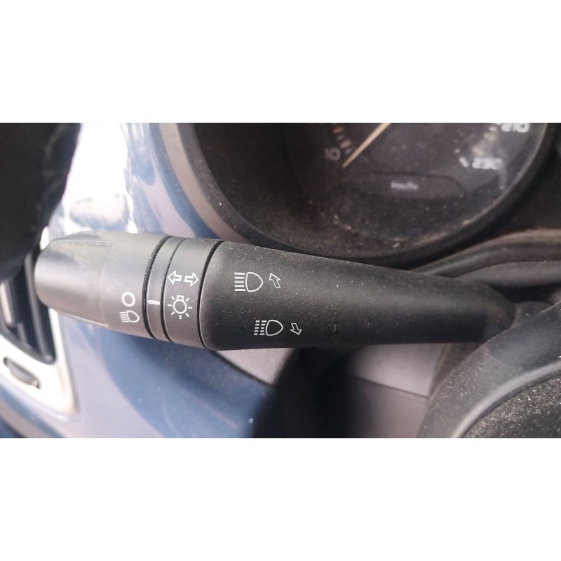 Recambio de mando intermitentes para fiat 500l (351_, 352_) 1.4 (199lyb1b) referencia OEM IAM   