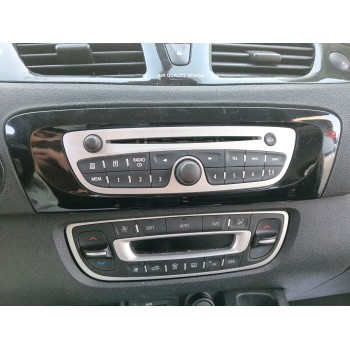 SISTEMA AUDIO / RADIO CD 