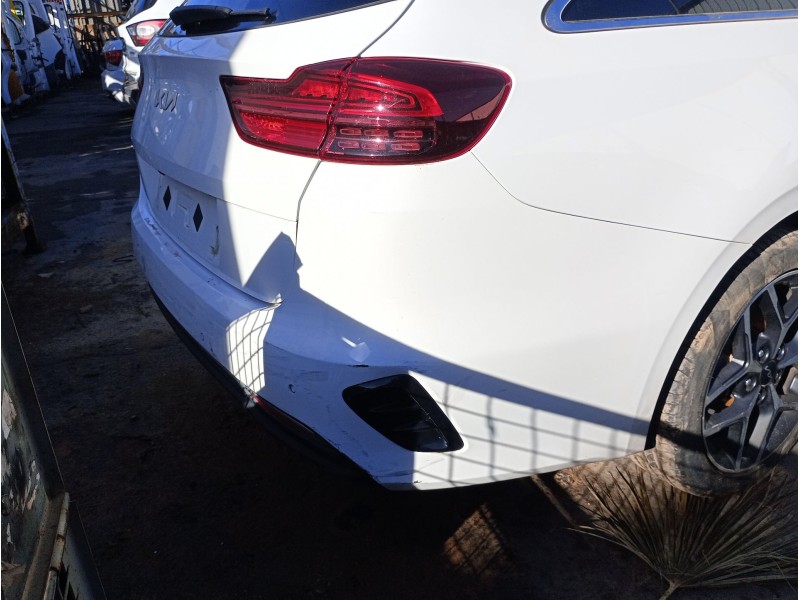 Recambio de paragolpes trasero para kia ceed tourer (cd) 1.0 t-gdi referencia OEM IAM 86610J7300  