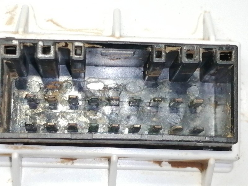 Recambio de mando elevalunas delantero izquierdo para hyundai kona sle 2wd referencia OEM IAM 3K54911200  