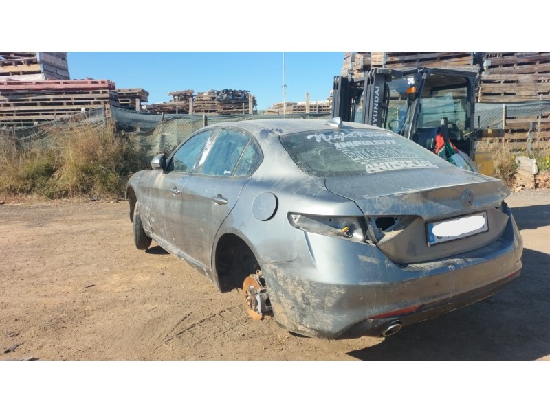 alfa romeo giulia (952_) del año 2018
