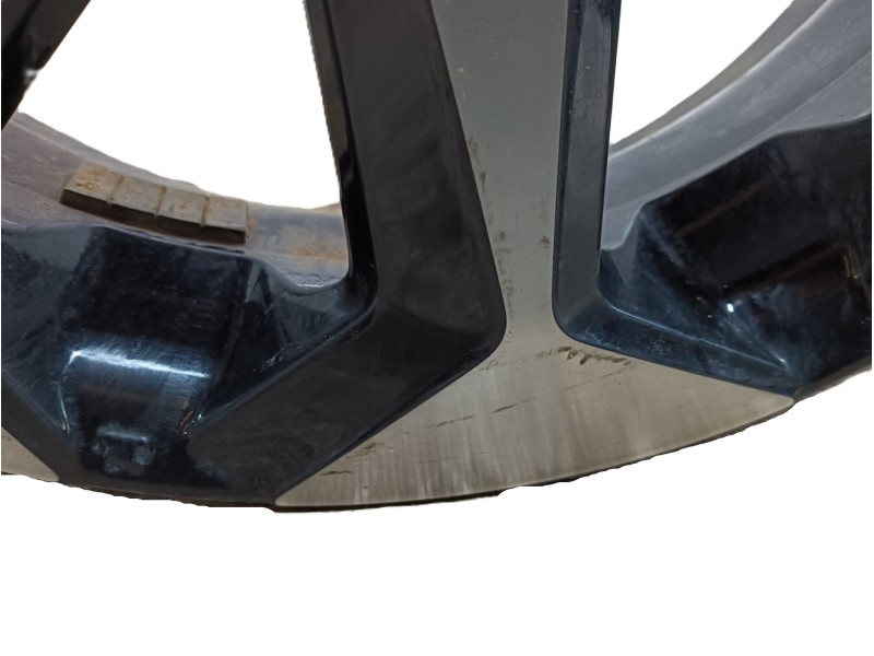 Recambio de llanta para toyota aygo (_b4_) 1.0 (kgb40) referencia OEM IAM 42611QH050 ET35 J15x4 1/2J