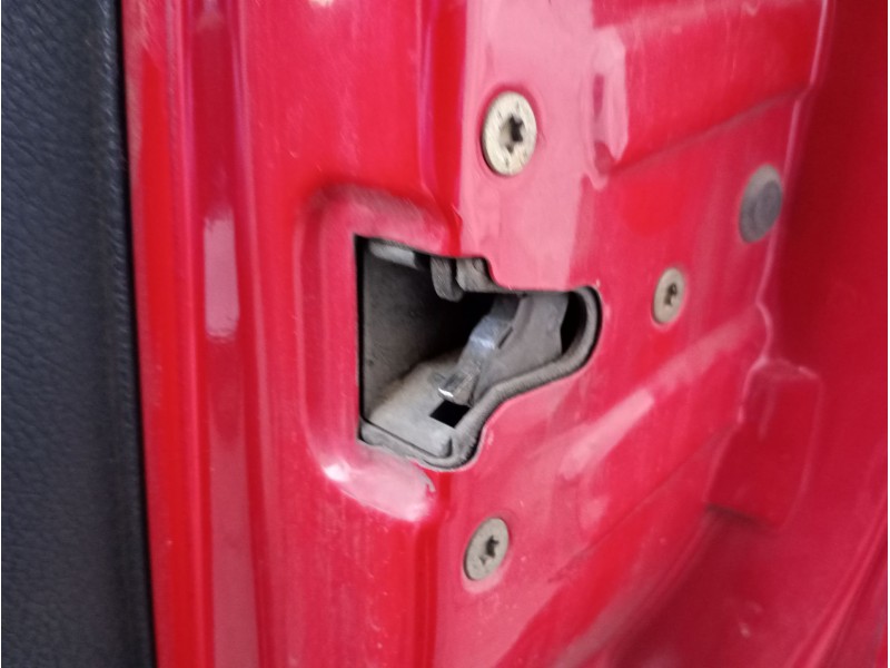 Recambio de cerradura puerta delantera derecha para peugeot 206 berlina xs referencia OEM IAM 9136J1  