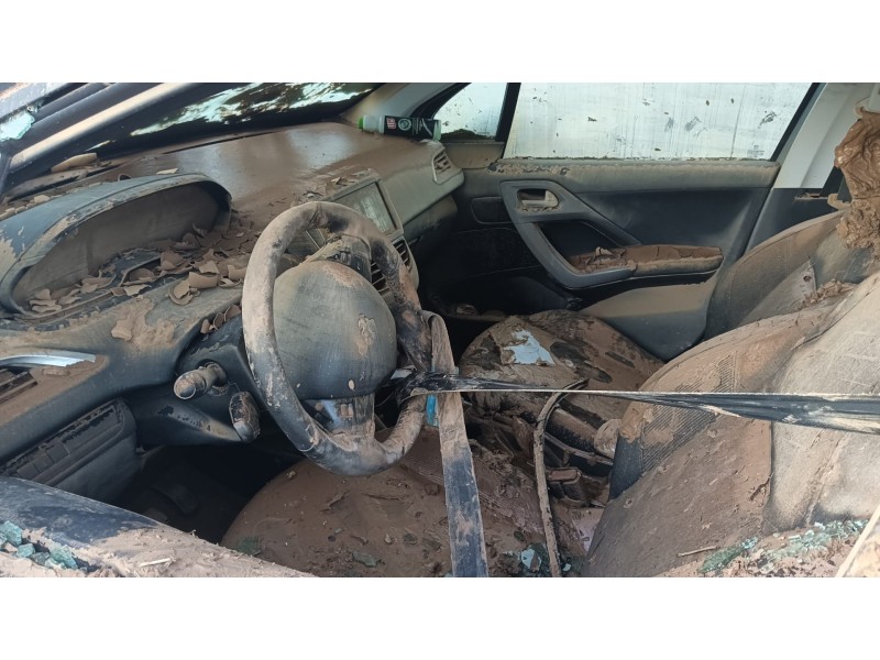 peugeot 2008 i (cu_) del año 2016