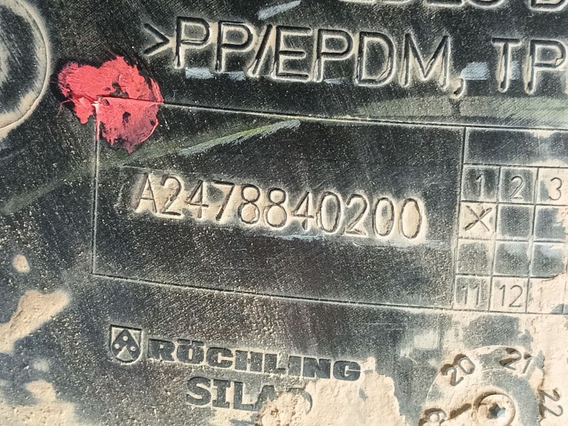 Recambio de paso de rueda delantero derecho para mercedes-benz glb (x247) glb 200 d (247.612) referencia OEM IAM 2478808009  