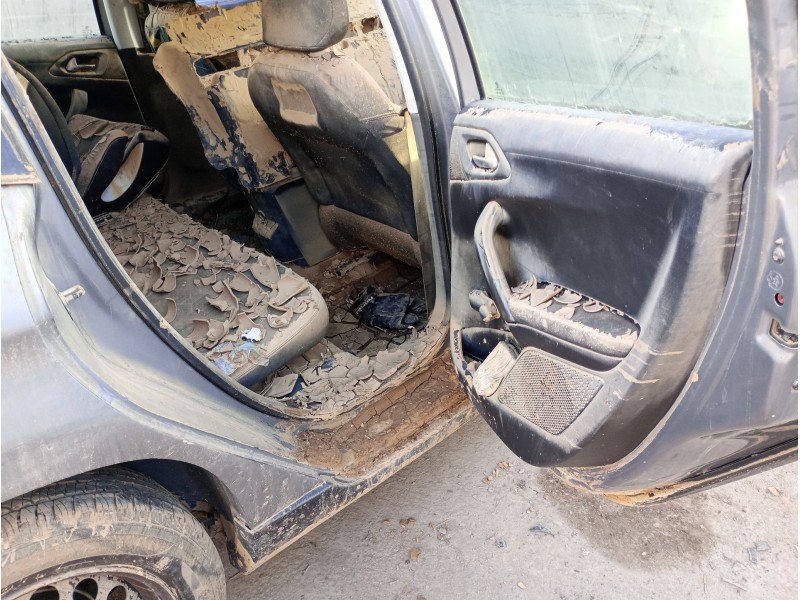 peugeot 2008 i (cu_) del año 2016