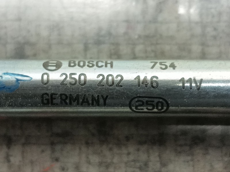 Recambio de calentadores para nissan pathfinder (r51) 2.5 dci le referencia OEM IAM 11065AD20A 0250202146 