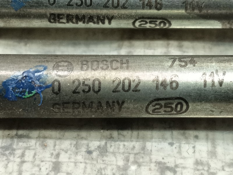 Recambio de calentadores para nissan pathfinder (r51) 2.5 dci le referencia OEM IAM 11065AD20A 0250202146 