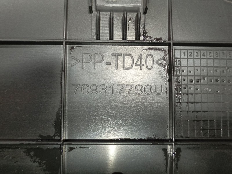 Recambio de cuadro instrumentos para peugeot 208 access referencia OEM IAM 9825986180  