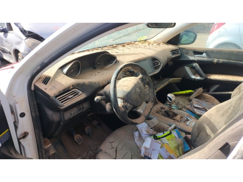 peugeot 308 ii (lb_, lp_, lw_, lh_, l3_) del año 2015