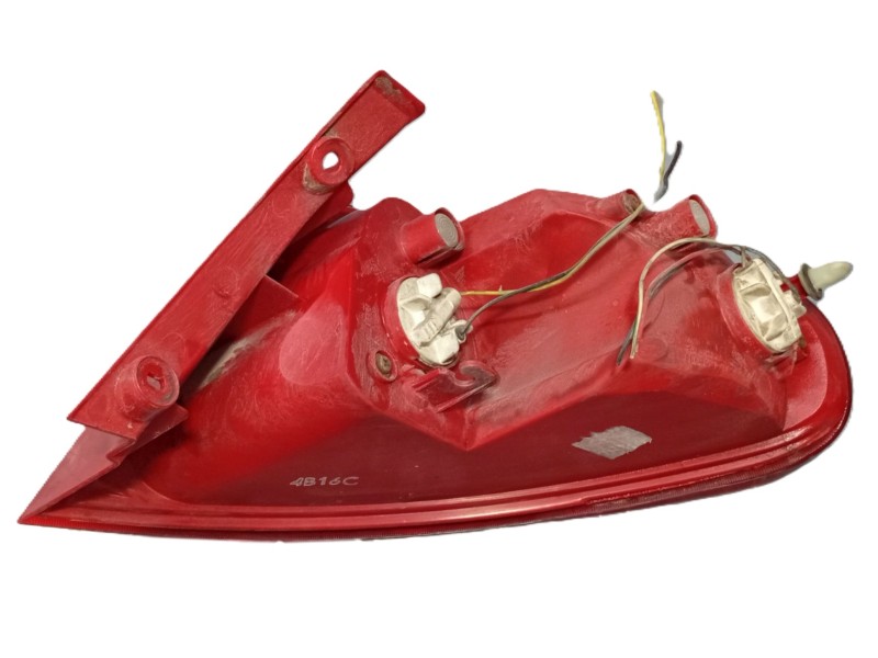 Recambio de piloto trasero izquierdo para daewoo lacetti hatchback (klan) 1.6 referencia OEM IAM 96387724  