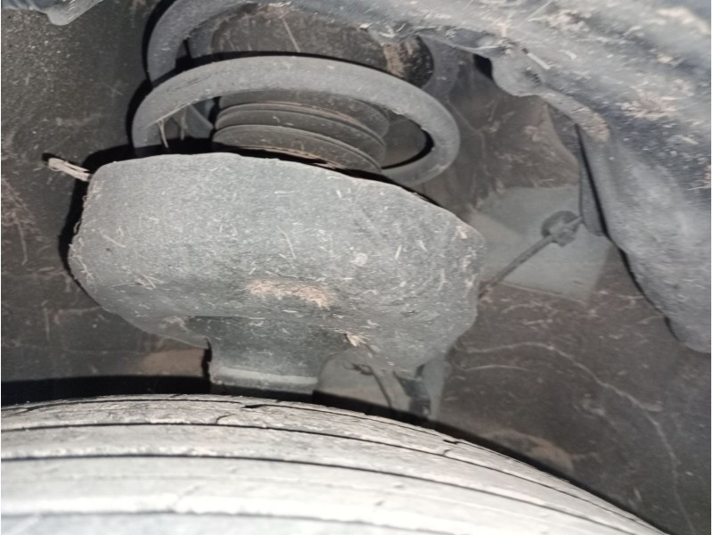 Recambio de amortiguador delantero izquierdo para toyota corolla station wagon (_e21_) 1.8 vvti hybrid (zwe219) referencia OEM I