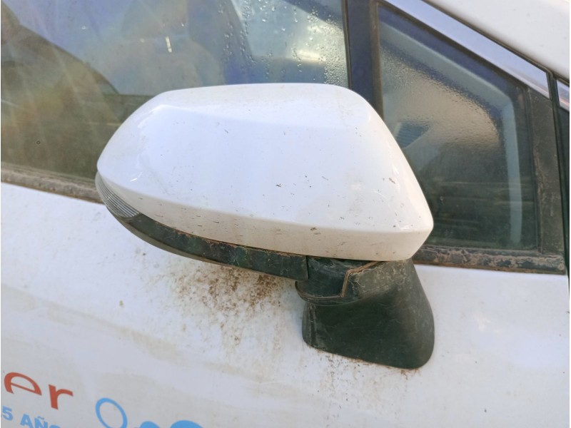 Recambio de retrovisor derecho para toyota corolla station wagon (_e21_) 1.8 vvti hybrid (zwe219) referencia OEM IAM   