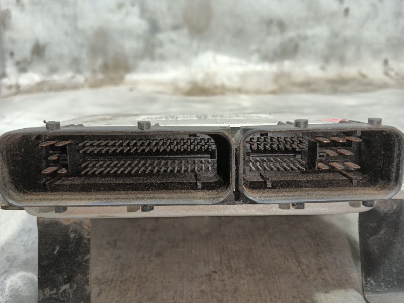 Recambio de centralita motor uce para seat leon (1m1) 1.9 tdi referencia OEM IAM 038906012FN  