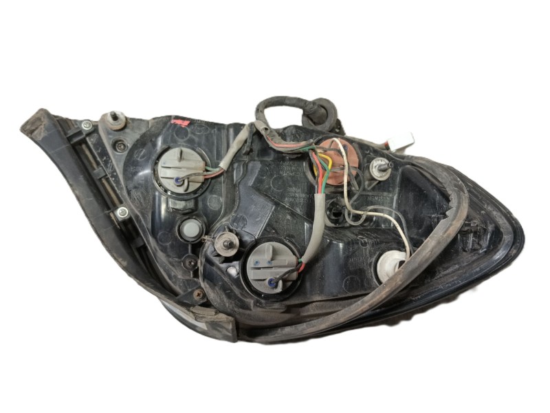 Recambio de piloto trasero derecho para hyundai coupe ii (gk) 1.6 16v referencia OEM IAM 924022C710  