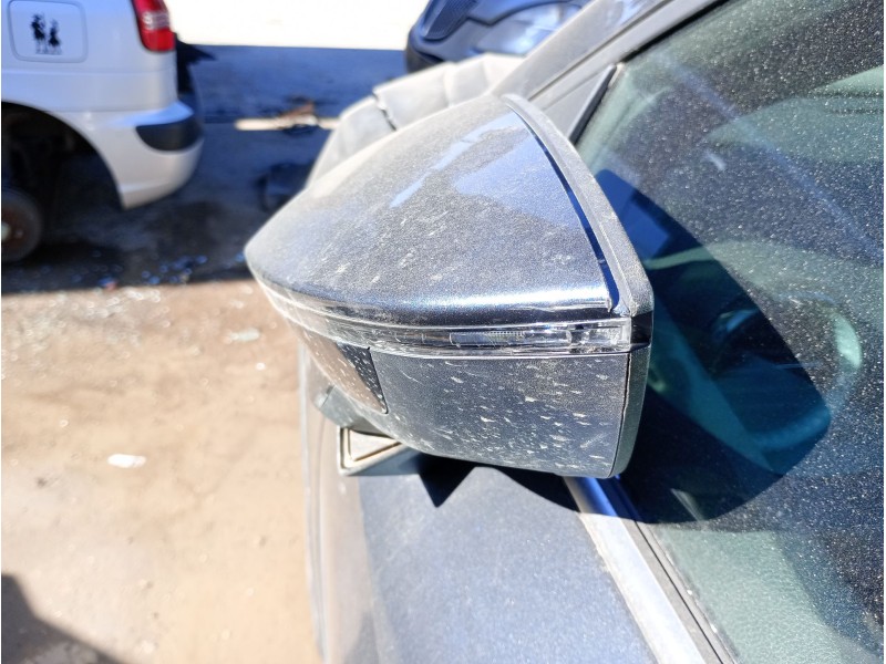 Recambio de retrovisor izquierdo para seat arona (kj7, kjp) 1.0 tsi referencia OEM IAM   