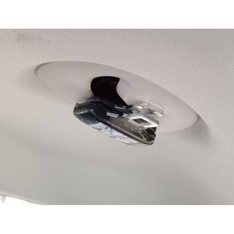 Recambio de cinturon seguridad trasero central para volkswagen touran (5t1) 2.0 tdi referencia OEM IAM   