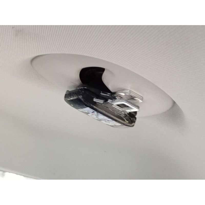Recambio de cinturon seguridad trasero central para volkswagen touran (5t1) 2.0 tdi referencia OEM IAM   
