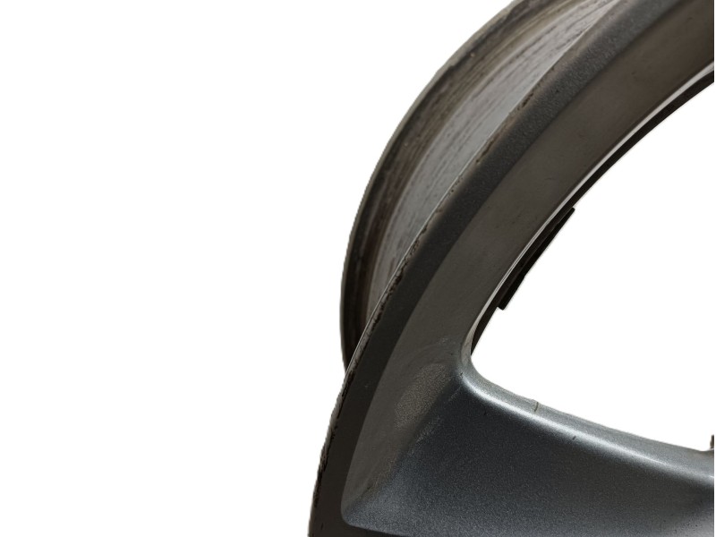 Recambio de llanta para audi a4 b8 (8k2) 2.0 tdi referencia OEM IAM  ET39 