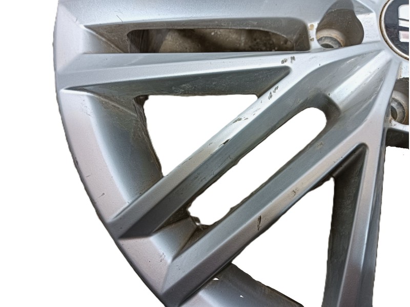 Recambio de llanta para seat ateca (kh7, khp) 1.5 tsi referencia OEM IAM 575601025D ET45 7.0Jx18H2