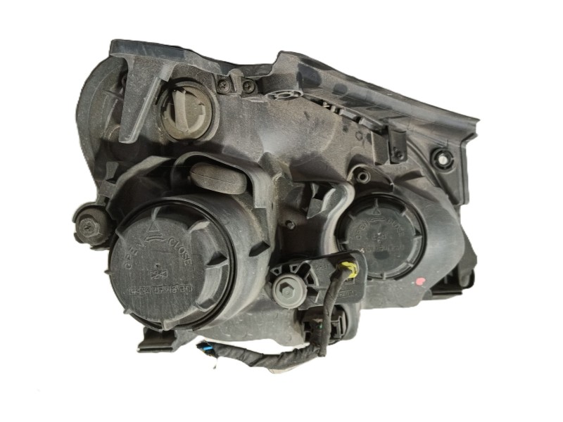 Recambio de faro izquierdo para kia carens iii monospace (un) 2.0 crdi 115 referencia OEM IAM 921011D020  