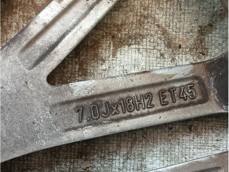 Recambio de llanta para seat ateca (kh7, khp) 1.5 tsi referencia OEM IAM 575601025D ET45 7.0Jx18H2