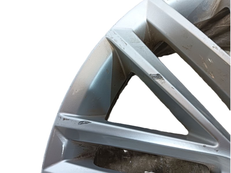 Recambio de llanta para seat ateca (kh7, khp) 1.5 tsi referencia OEM IAM 575601025D ET45 7.0Jx18H2