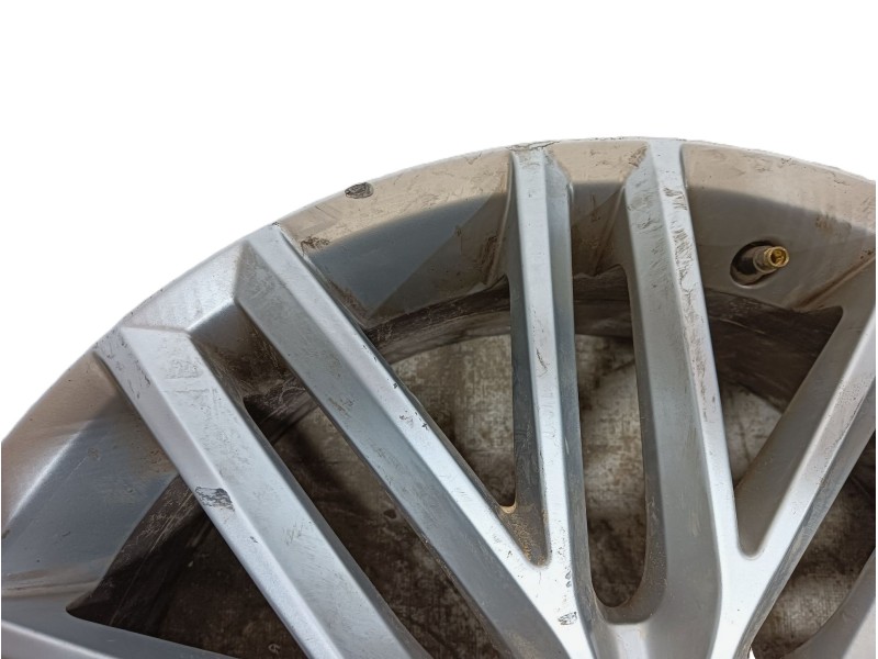 Recambio de llanta para seat ateca (kh7, khp) 1.5 tsi referencia OEM IAM 575601025D ET45 7.0Jx18H2