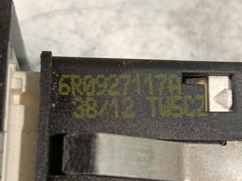 Recambio de interruptor para volkswagen polo (6r1) advance bluemotion referencia OEM IAM 6R0927117A  