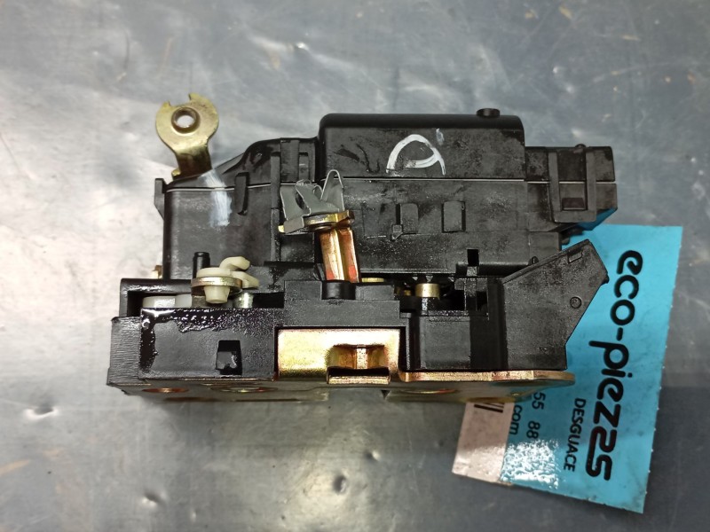 Recambio de cerradura puerta delantera derecha para nissan kubistar furgoneta (x76) 1.5 dci referencia OEM IAM 8050200Q0B  