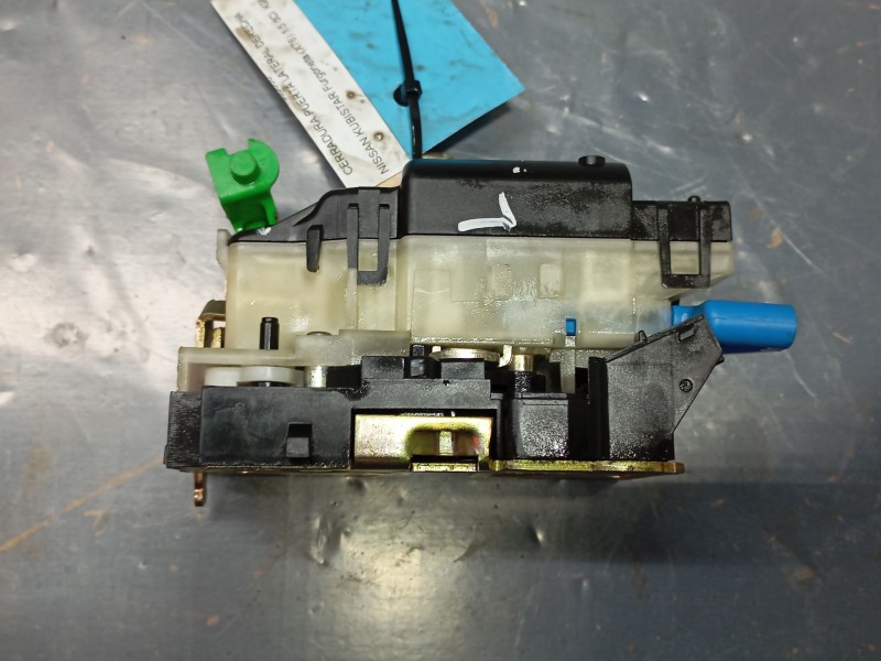 Recambio de cerradura puerta lateral derecha para nissan kubistar furgoneta (x76) 1.5 dci referencia OEM IAM 8250300QAN  