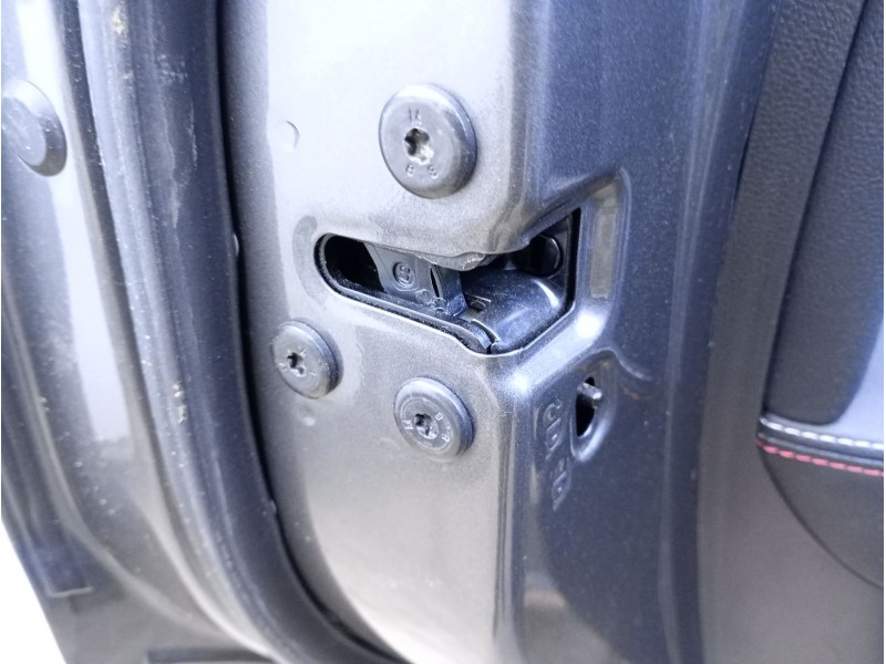 Recambio de cerradura puerta trasera izquierda para renault arkana i (lcm_, ldn_) 1.3 tce 160 (ldn1) referencia OEM IAM   