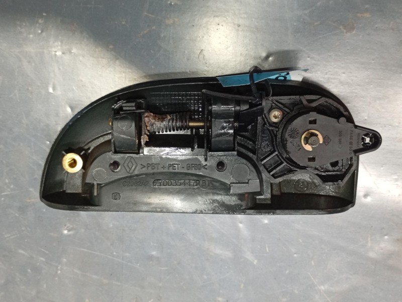 Recambio de maneta exterior delantera derecha para renault kangoo (f/kc0) alize referencia OEM IAM 8200107368  