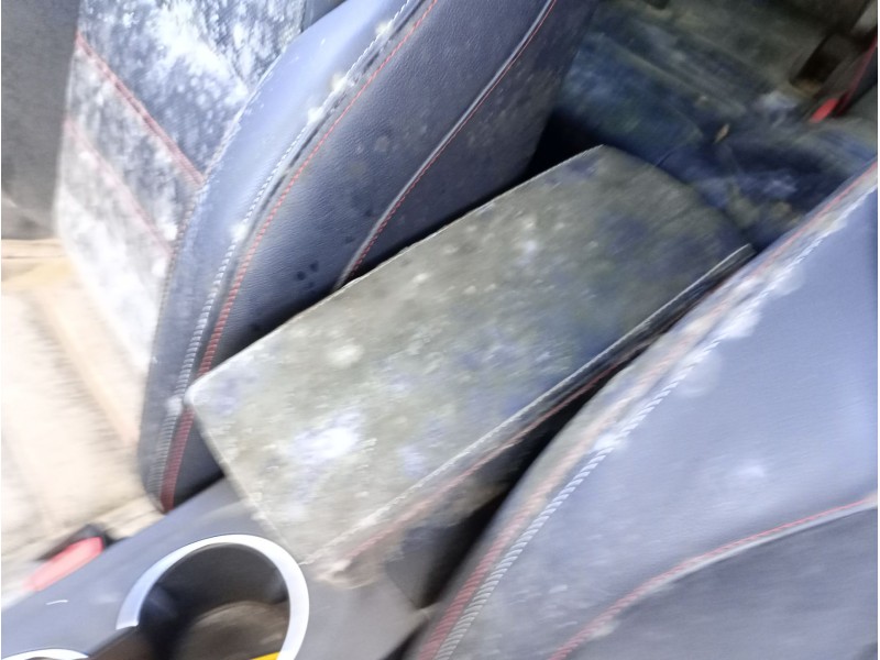 Recambio de apoyabrazos central para renault arkana i (lcm_, ldn_) 1.3 tce 160 (ldn1) referencia OEM IAM   